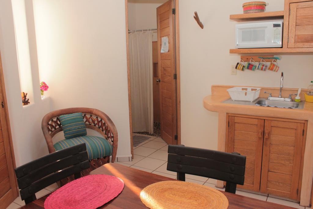 Canto Del Mar Hotel - Zihuatanejo - Suites Con Cocina Room photo