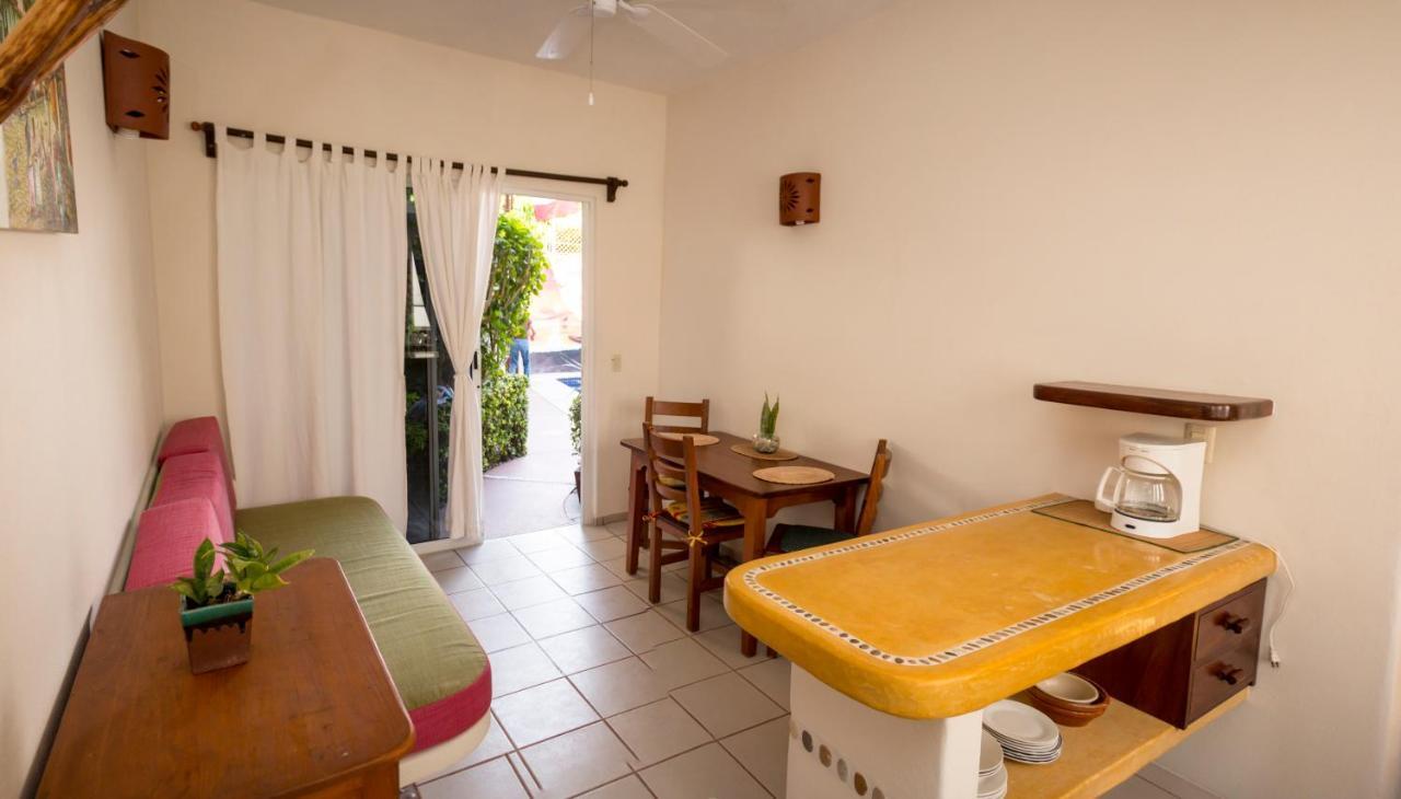 Canto Del Mar Hotel - Zihuatanejo - Suites Con Cocina Exterior photo