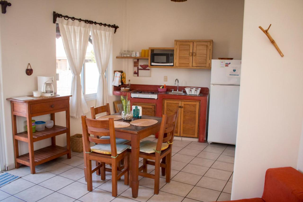 Canto Del Mar Hotel - Zihuatanejo - Suites Con Cocina Exterior photo